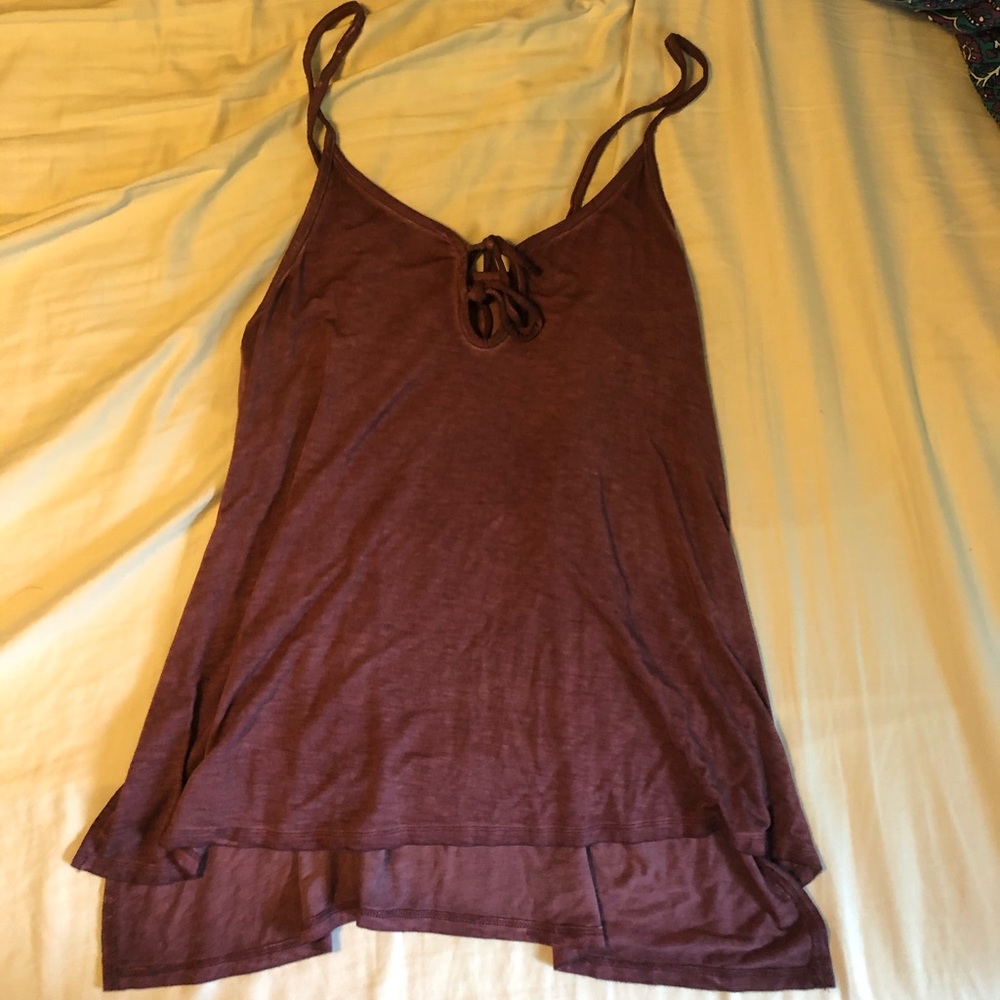 Maroon tank